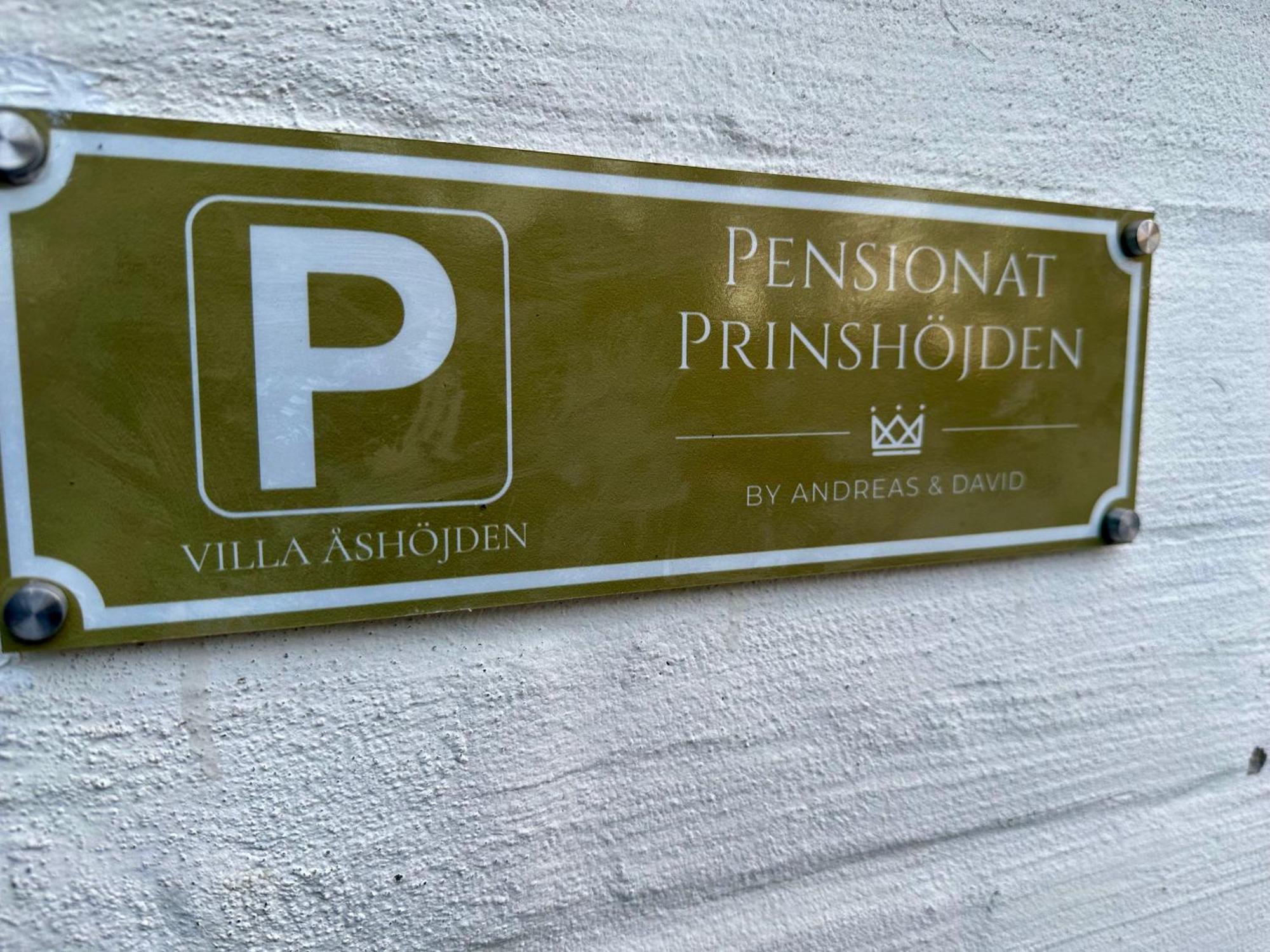 Pensionat Prinshoejden - Home Katrineholm Exterior foto